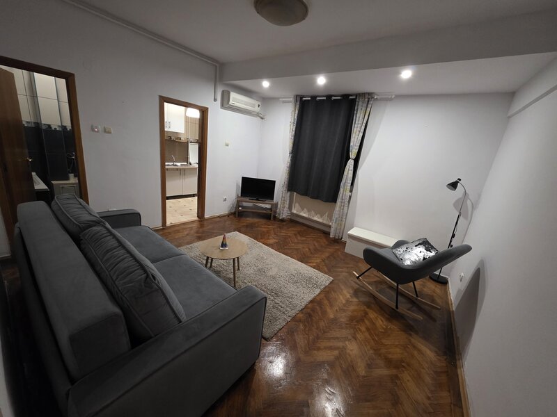 Sector 1, str. Occidentului 30, etaj 3